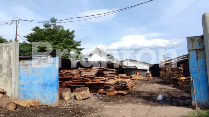 PABRIK MEBEL FULL OPERASIONAL