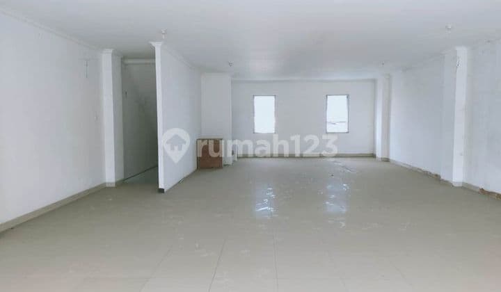 Ruko Jumbo 8 Meter Di Sewakan Dekat Stasiun LRT Palembang