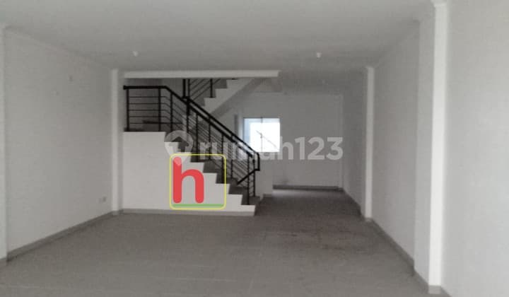 Ruko 3,5 lt Prominence Alam Sutera, Lokasi Strategis, Bagus dan Siap Pakai