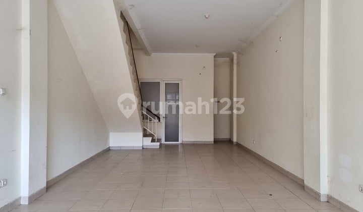 Dijual Cepat Ruko Murah Rapi Bagus di Green Mansion Siap Pakai 3,5 Lantai
