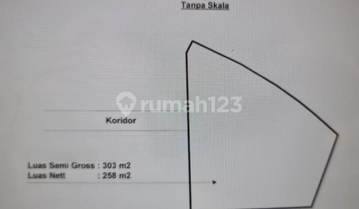 Office in Pakuwon Center Superblock Tunjungan City Surabaya, Area 303 m2, CHEAPEST