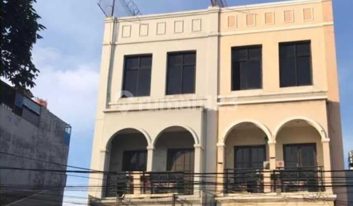 Ruko di Lokasi Super Siap Pakai dan Rapi di Muara Karang