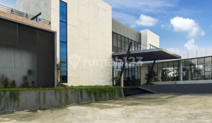 For Rent For Sale Office Building Very Strategic Location