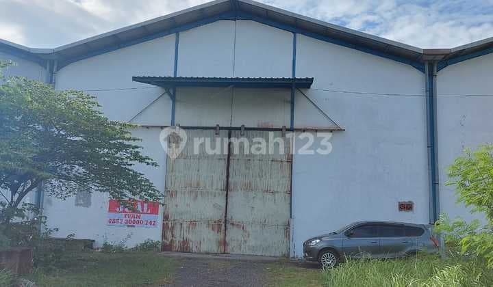 Gudang Kalianak. Greges, Surabaya Barat.