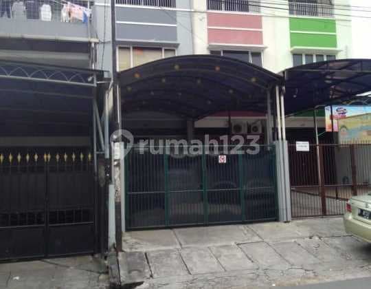 RUKO DEKET SEKOLAHAN PENABUR,RUKO BLAKANG GAJAH MADA PLAZA