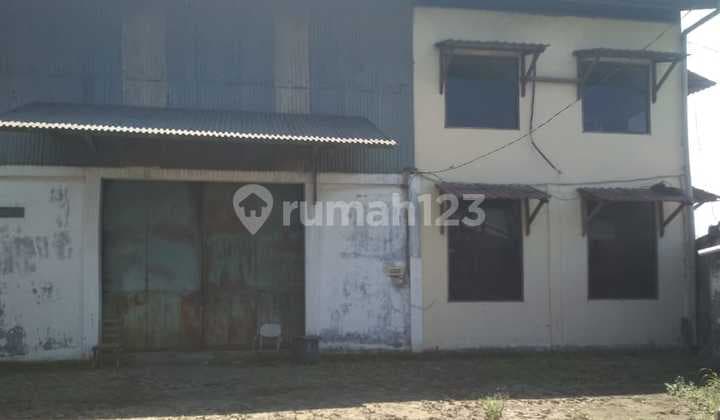 Gudang Kalianak. Greges. Surabaya Barat.