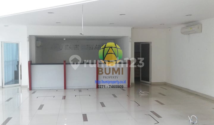 Ruko 3 lantai lokasi jebres