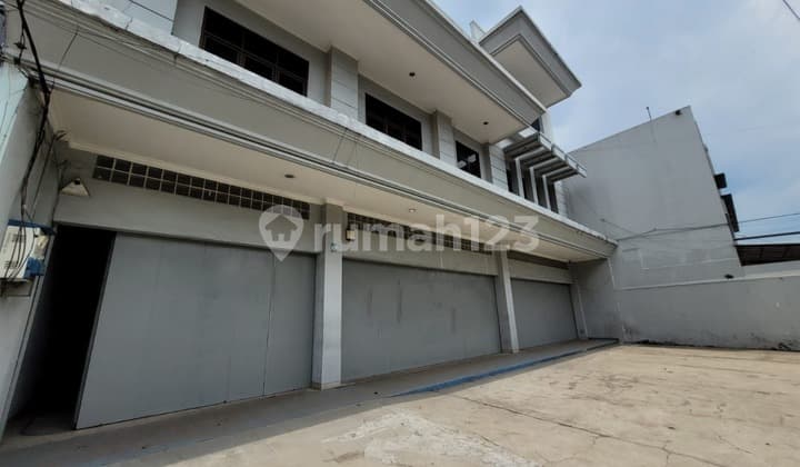 Ruang Usaha Sangat Strategis di Sebrang BIZ PARK Kopo