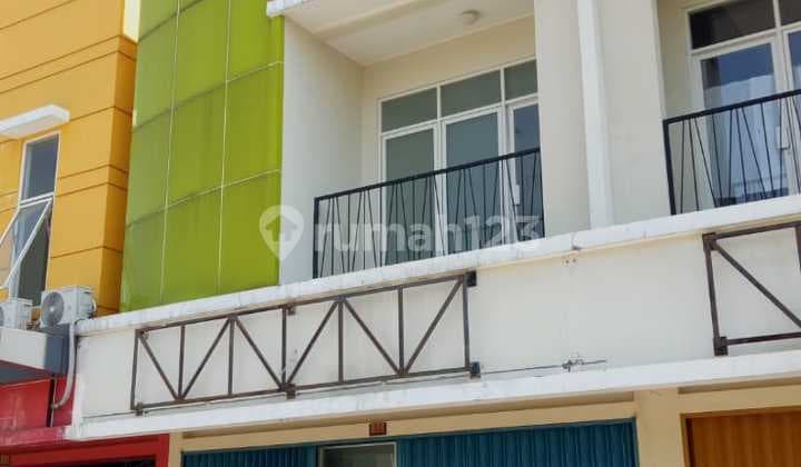 Ruko siap pakai di Graha Padma