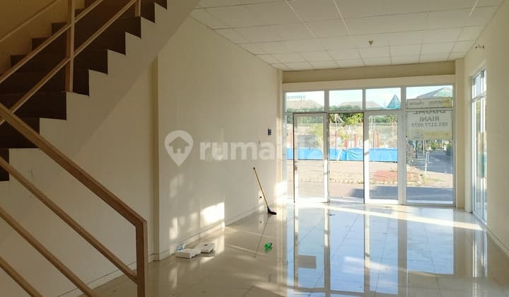 Disewakan Ruko Green Garden Gresik 3 Lantai Lt 82.5 M2 5.5x15