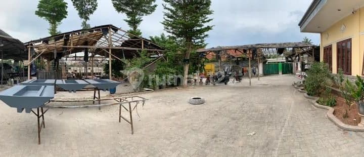 Dijual Gudang bagus berikut Mes Di Pasar Kemis Tangerang