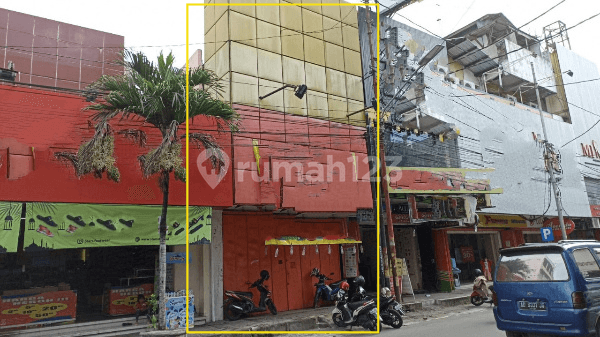Ruko Strategis Tengah Kota Solo Dekat Pusat Perbelanjaan
