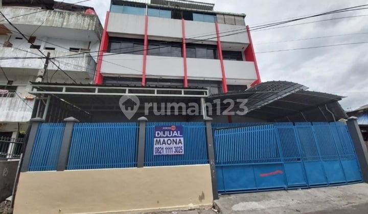 For Sale: Attached Shophouse in Bandengan, North Jakarta