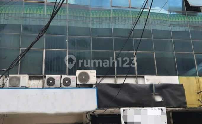 Ruko mayestik kebayoran baru 100m2 siap huni segera dijual atau sewa hot sale!!