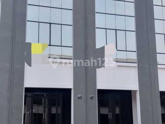 Disewakan Gudang 2 Gandeng Ruko Baru di Sedayu Kelapa Gading