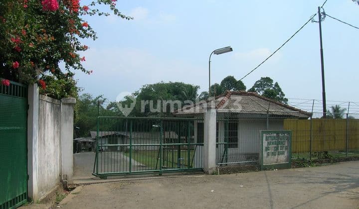 Ex Garment Factory Ready to Operate Including Villa in Ciawi