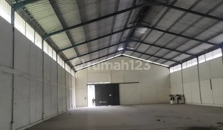 Gudang Pabrik Siap Pakai Cikamuning Padalarang akses kontainer