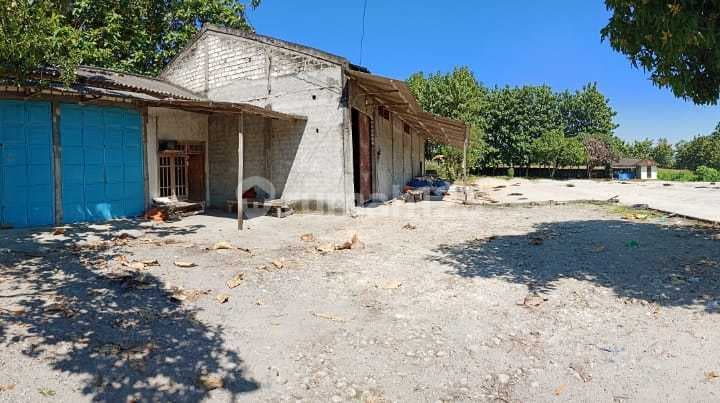 Dijual Gudang Selepan beras LT 4000 m2 Lokasi di nol jalan propinsi, Kecamatan Ngimbang, Lamongan
