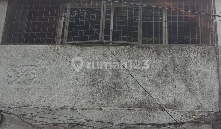 Ruko Pinangsia Murah 3 Lantai dibawah NJOP pasaran 4 M cocok untuk gudang akses container