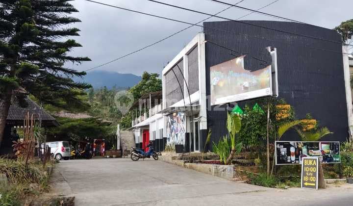 Ruko Cafe Futsal View Pegunungan yang sejuk di Cibutak Pacet Bandung