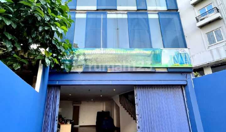 Gedung kantor premium location dekat Sudirman dan kuningan