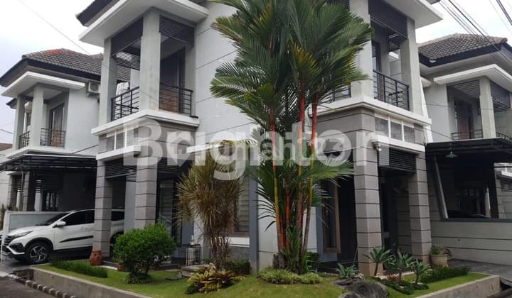 RUMAH HOOK MANYAR TIRTOYOSO