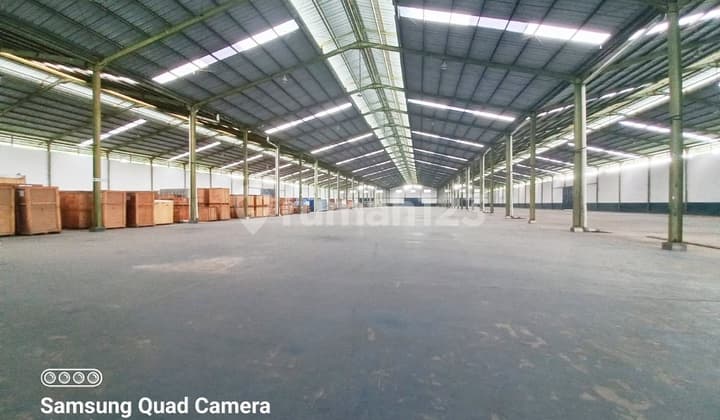 DIJUAL SEGERA GUDANG SIAP PAKAI DI CILEUNGSI Kab. Bogor