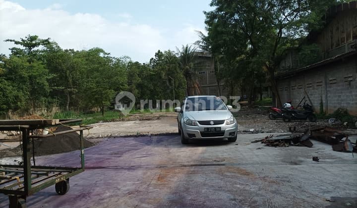 Gudang siap pakai dalam pergudangan