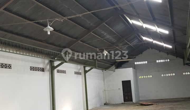 GUDANG SIAP PAKAI DIDALAM KOTA SOLO