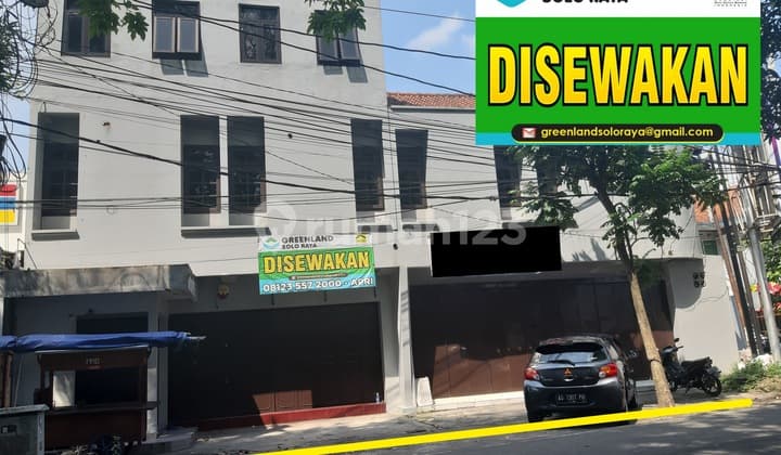 RUKO 3 LANTAI HABIS RENOVASI DI SOLO KOTA