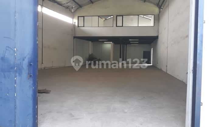 For Sale: Land and Empty Warehouse Below Market Price in PIK Teluk Naga Area