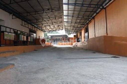 Gudang Jatiasih Bekasi Jawa Barat. Luas Tanah 4335 M2. Sertifikat Hak Milik