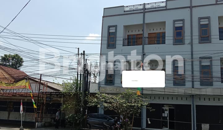 Ruko 3Lt Dlm kota Ring Road Dekat JEC Jogjakarta