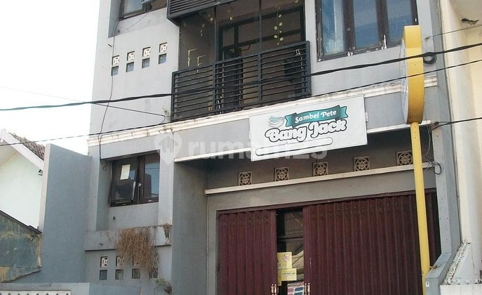 Ruko di Siwalankerto Timur, 2 Lantai, Hadap Timur, Siap Pakai.... Bisa kan !!!