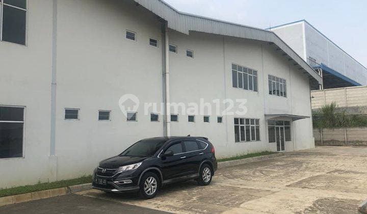 Pabrik & Gudang Baru Kawasan Industri Karawang Barat, Karawang, Jawa Barat. Luas Tanah 10 Ha