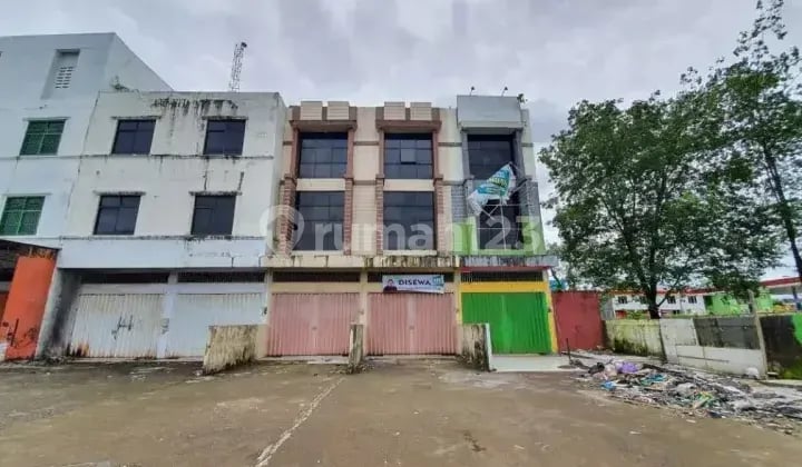 Ruko di Jalan Perintis Kemerdekaan A
