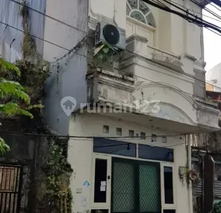 Ruko Jalan Timor