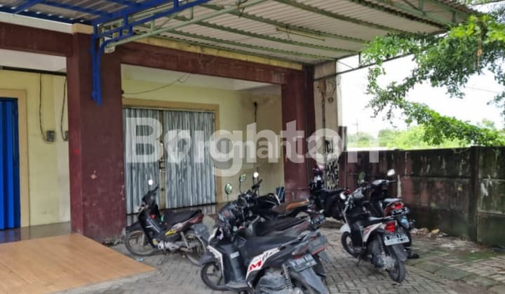 Ruko di perumahan mandiri residence krian sidoarjo.