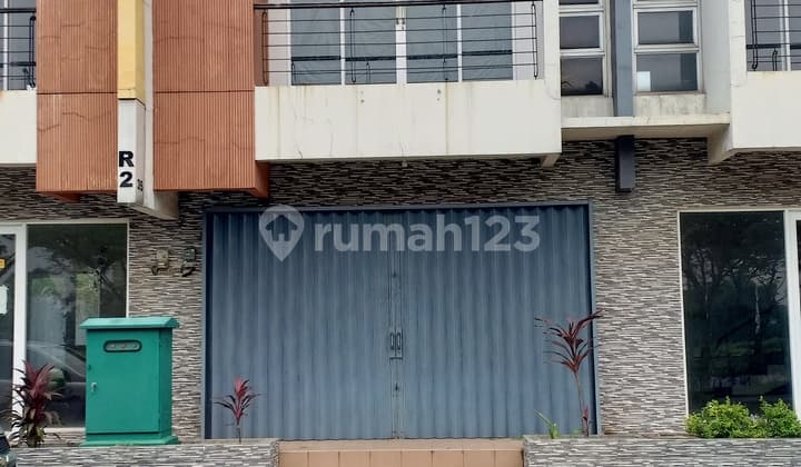 Shop House for Business