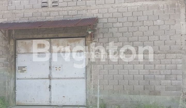 Gudang di Ploso Timur