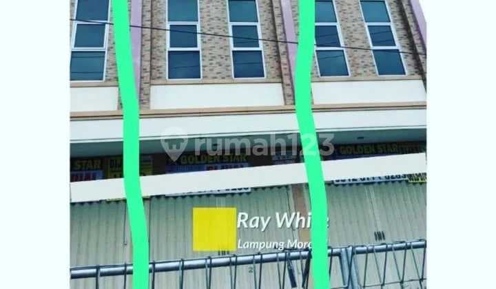 Ruko di Tanjung Karang Pusat