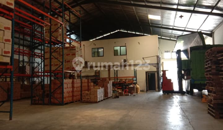 Gdng Bersih Siap Masuk Akses Kontainer Mainroad Soeta Bdng