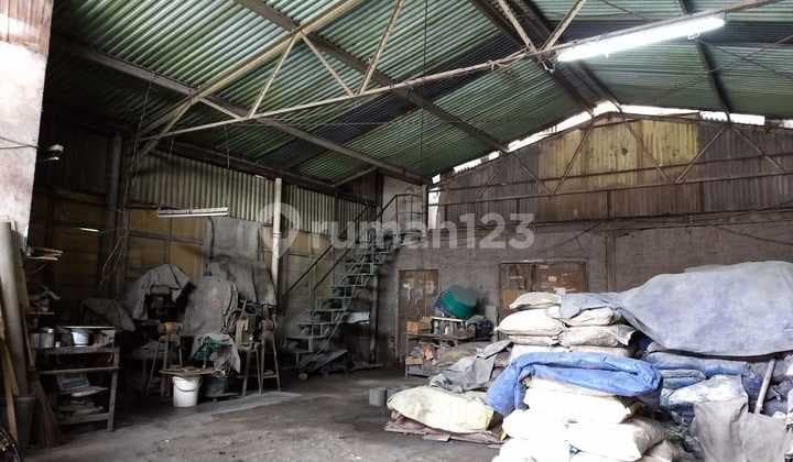 GUDANG EX PABRIK DAERAH KOPO