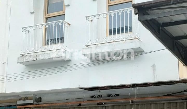 RUKO SIAP PAKAI TERAWAT UNTUK BERBAGAI USAHA DI KOSAMBI