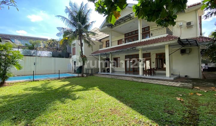 cepat Ruko 3 Lantai Gajah Mada