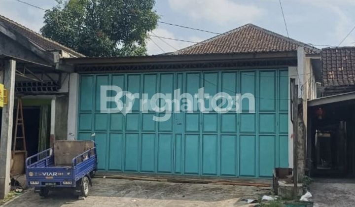 RUANG USAHA!! 200M SIAP PAKAI!!! ROW JALAN UTAMA 8 METER!!! MOJOSONGO