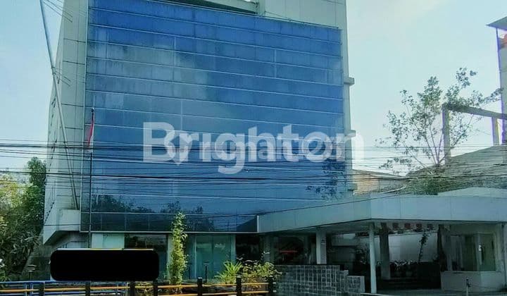 GEDUNG PERKANTORAN 4 LANTAI SIAP PAKAI DI MAINROAD SAYAP SETIABUDHI BANDUNG