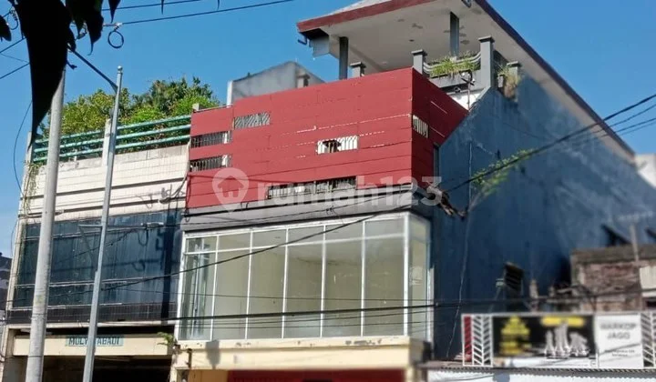 Nginden Raya Shop House, Strategic Location, Well-Maintained, Ready to Use Nginden Raya Shop House, Strategic Location, Well-Maintained, Ready to Use