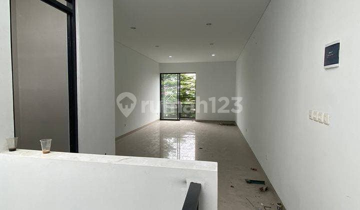 Ready 2 Unit Ruko Baru di Jl Jendral Sudirman Bandung