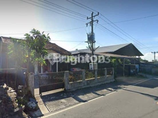 RUMAH BONUS GUDANG PINGGIR JALAN UTAMA PAKEM DEKAT BOYONG KALEGAN KALIURANG SLEMAN
